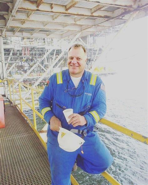 male oil rig scammer photos